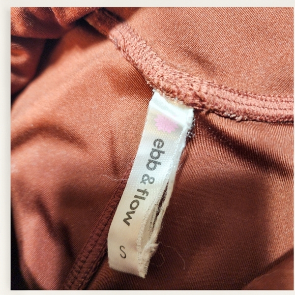 Ebb & Flow Women's Rust Red High Waisted Athletic Leggings Size Small - Picture 6 of 6